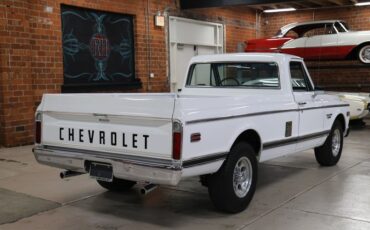 Chevrolet-C20-1970-White-Black-ampamp-White-Ho-41