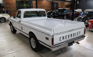 Chevrolet-C20-1970-White-Black-ampamp-White-Ho-48