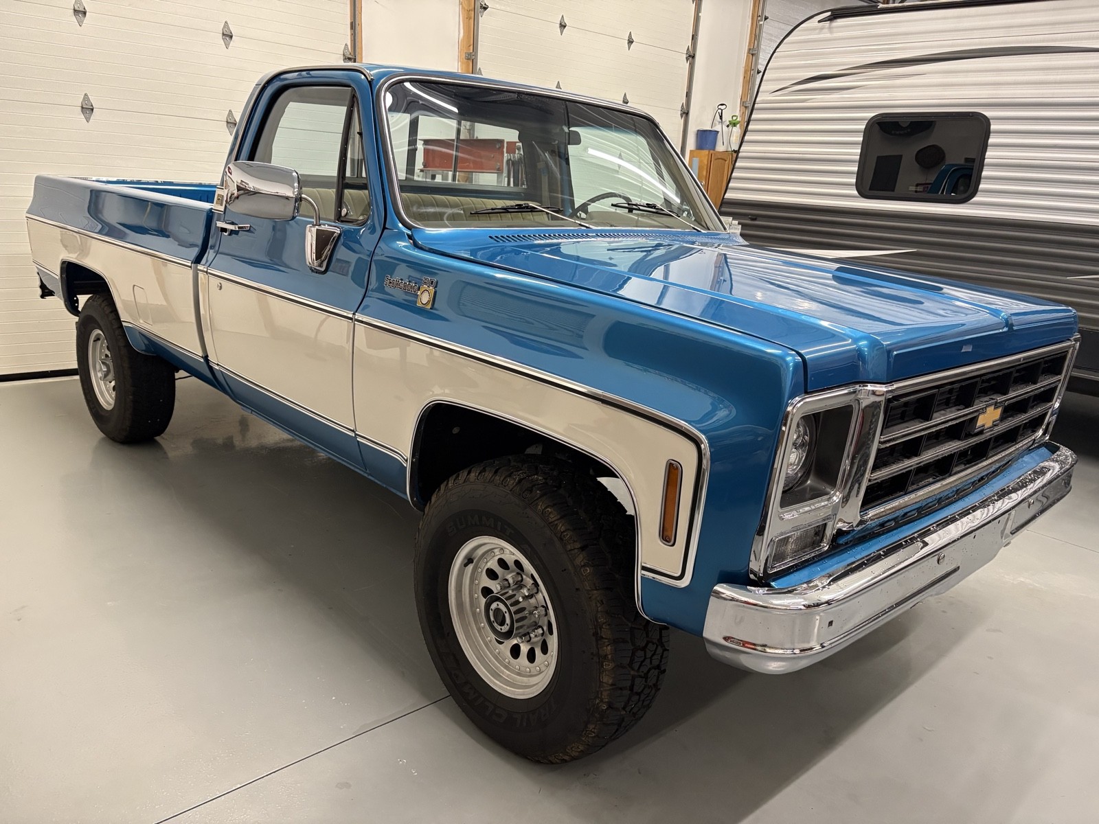 Chevrolet-C20K20-1979-1