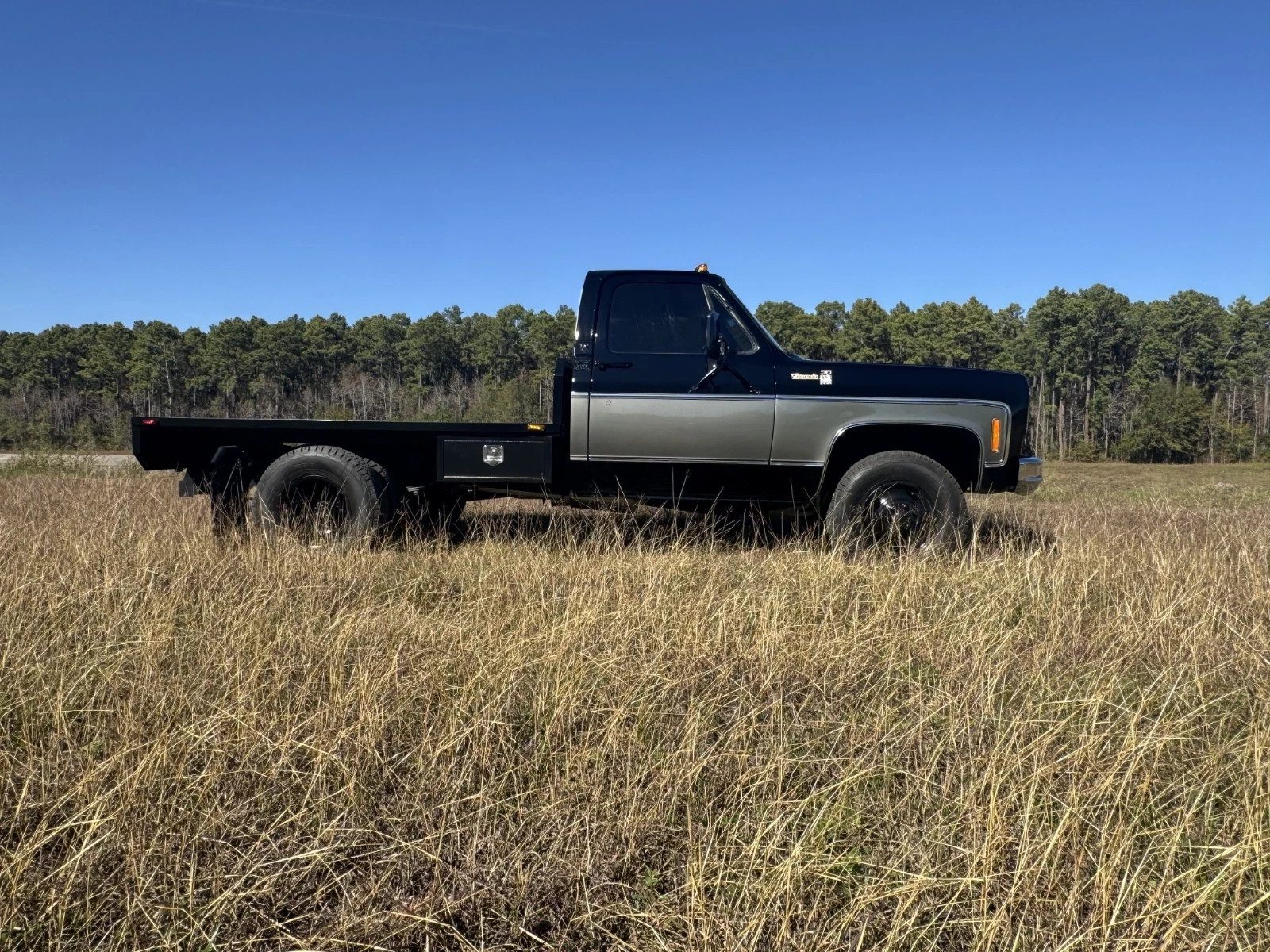Chevrolet-C30-1978-Standard-Cab-Pickup-24