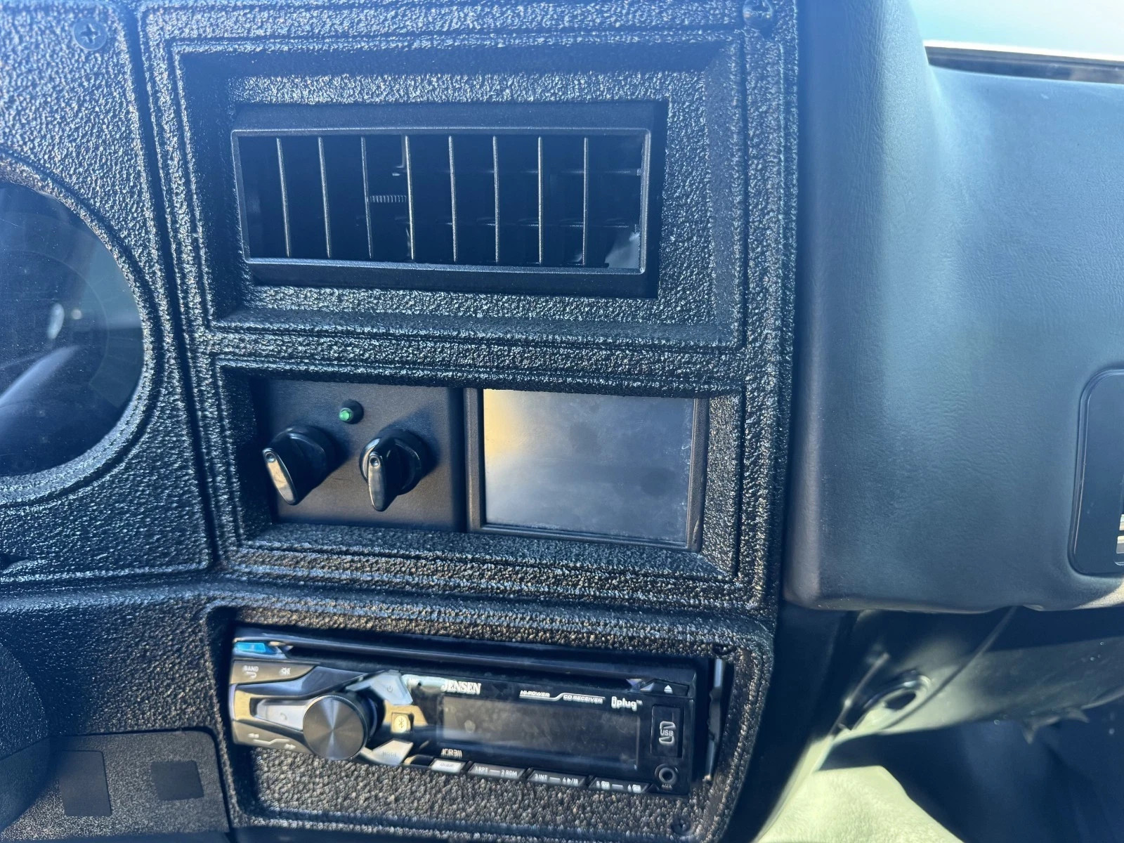 Chevrolet-C30-1978-Standard-Cab-Pickup-36