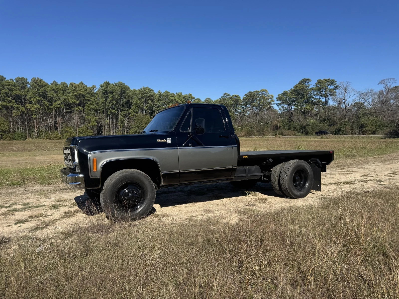 Chevrolet-C30-1978-Standard-Cab-Pickup-8
