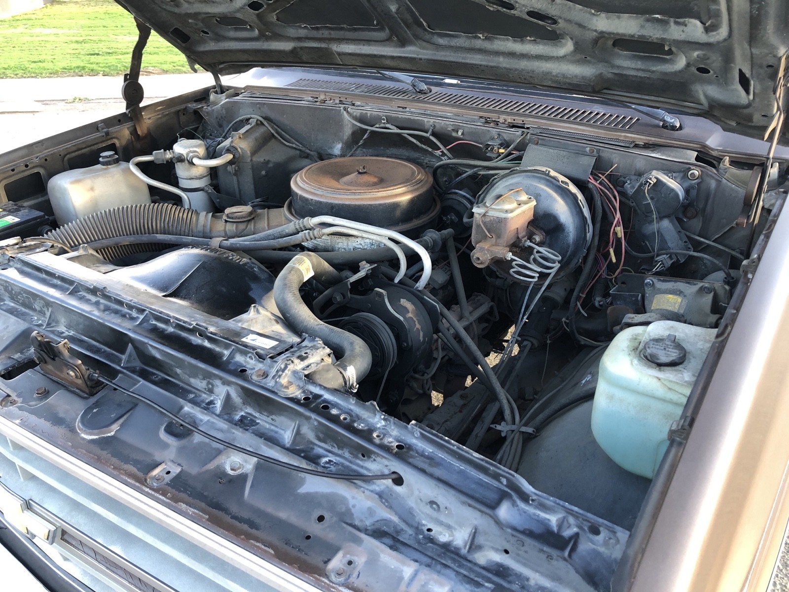 Chevrolet-CK-Pickup-2500-1986-23