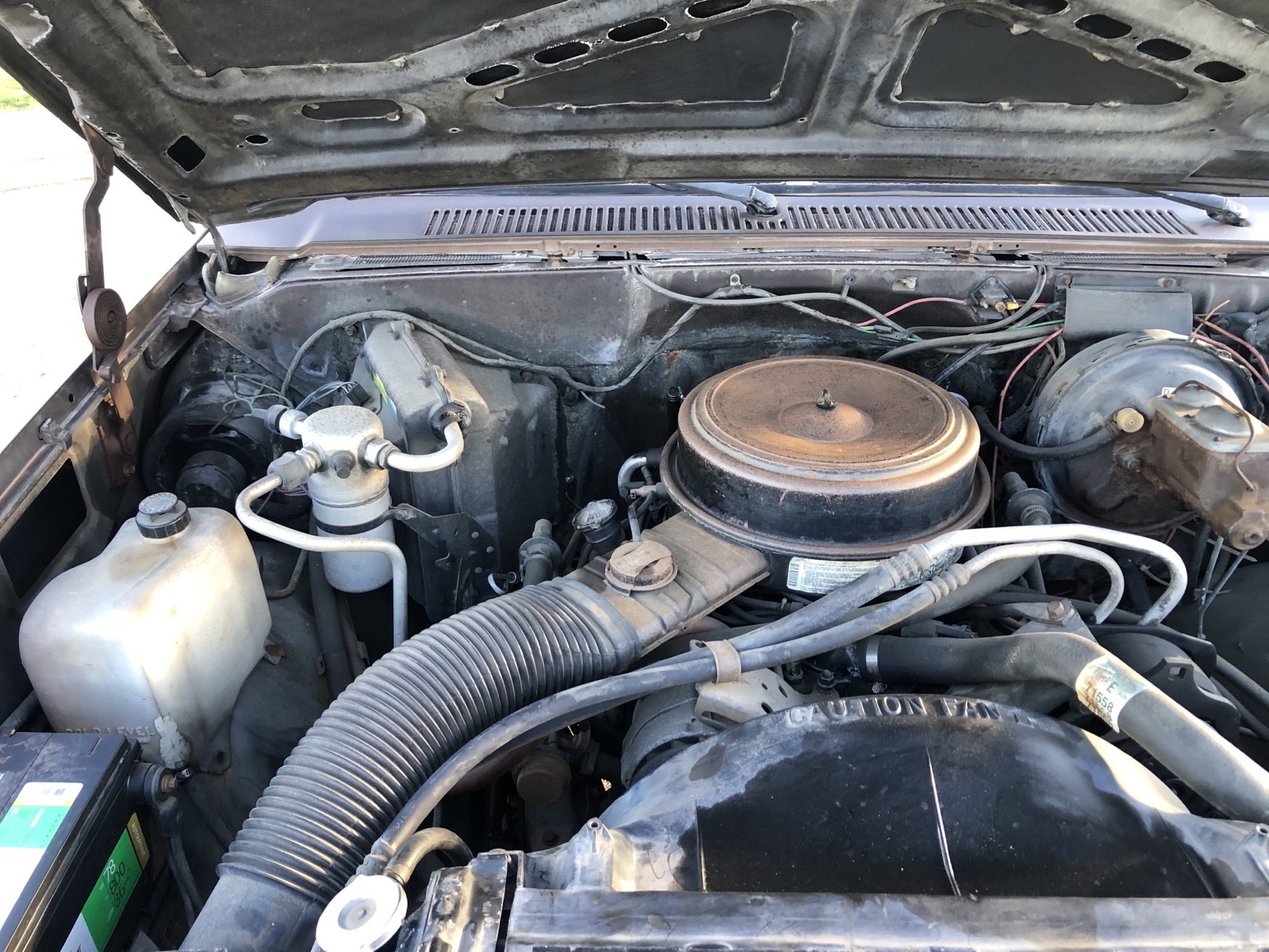 Chevrolet-CK-Pickup-2500-1986-24