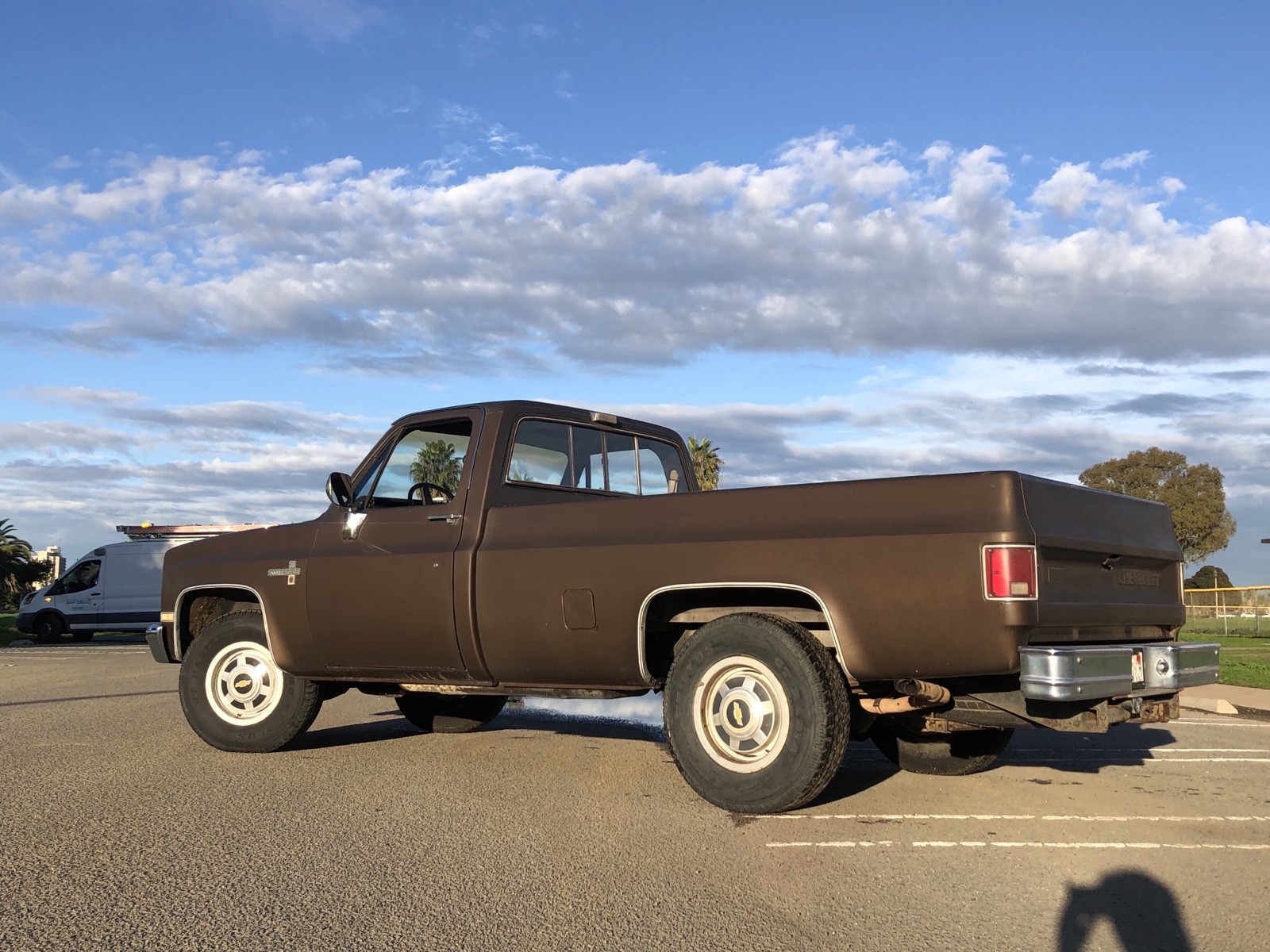 Chevrolet-CK-Pickup-2500-1986-3