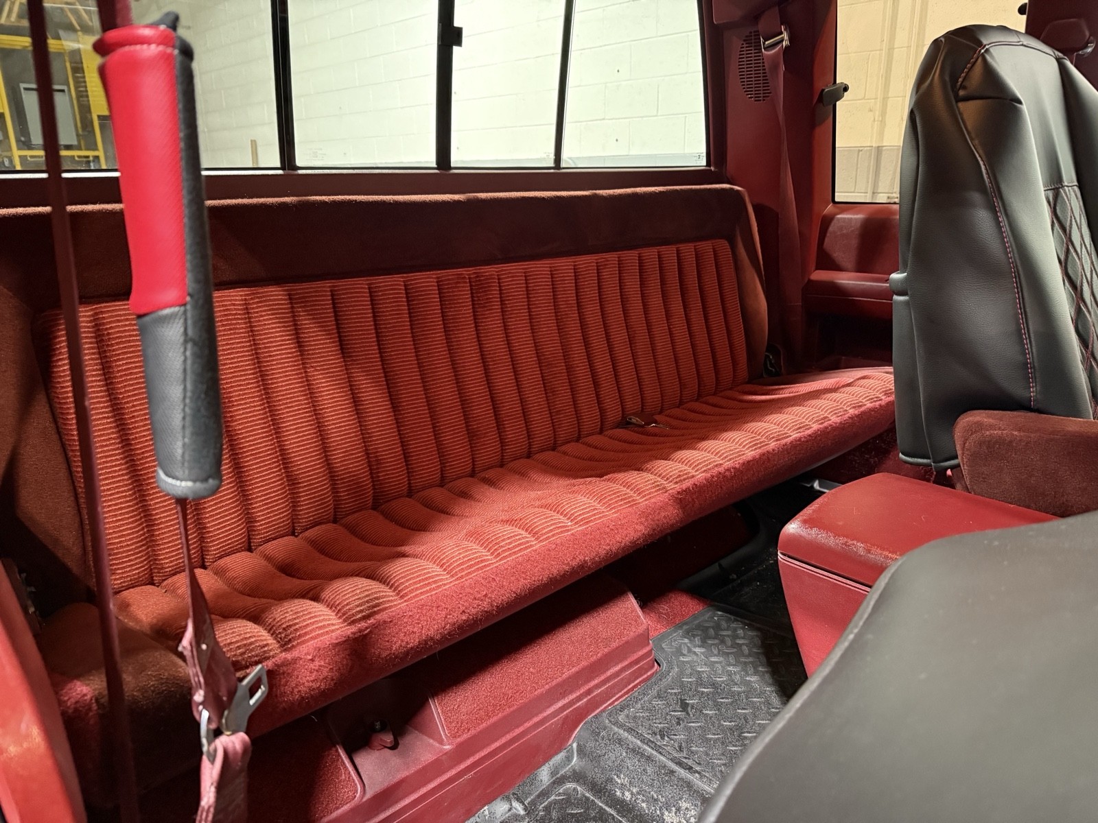 Chevrolet-CK-Pickup-3500-1993-Extended-Cab-Pickup-26