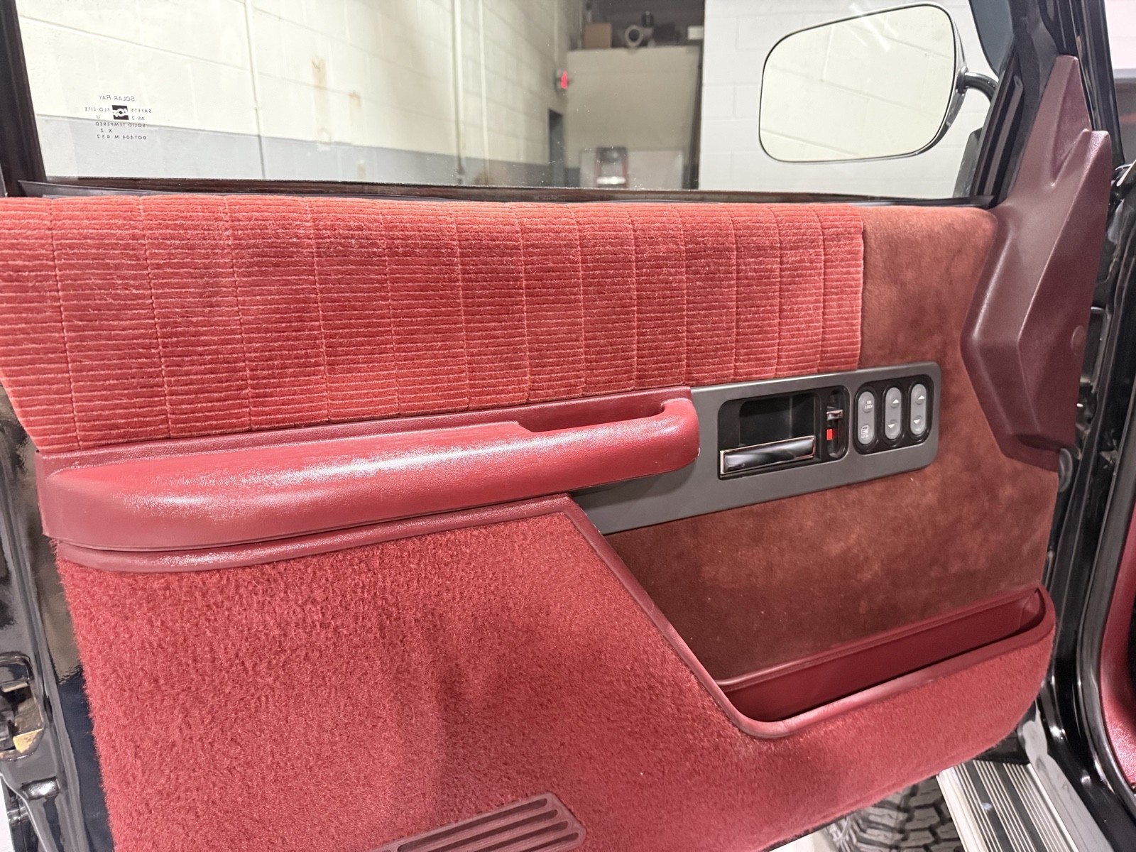 Chevrolet-CK-Pickup-3500-1993-Extended-Cab-Pickup-33