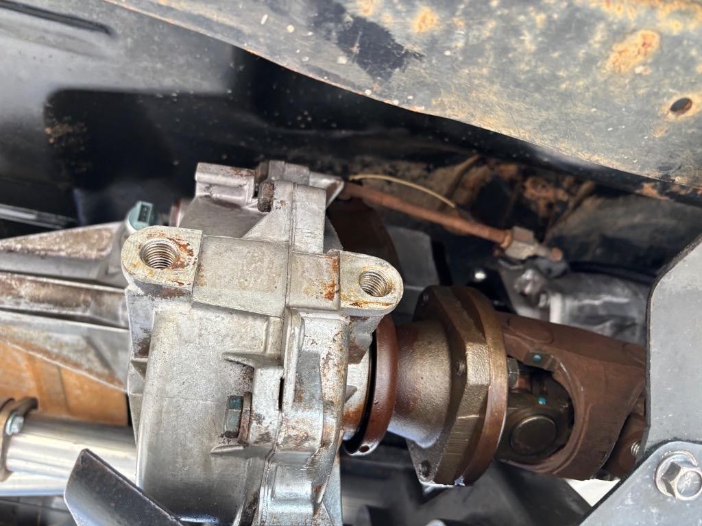 Chevrolet-CK10-Silverado-trim-short-bed-6.0-LS4x4-4L60-Nice-1986-Silverado-4x4-28