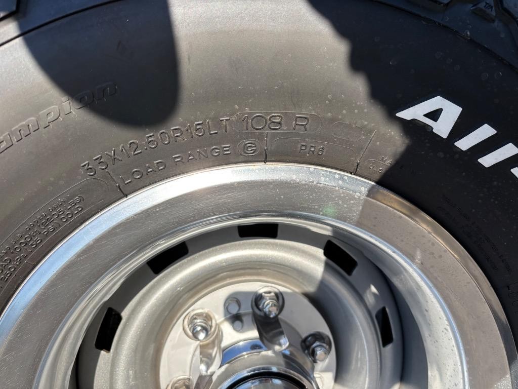 Chevrolet-CK10-Silverado-trim-short-bed-6.0-LS4x4-4L60-Nice-1986-Silverado-4x4-31