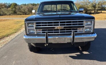 Chevrolet-CK10-Silverado-trim-short-bed-6.0-LS4x4-4L60-Nice-1986-Silverado-4x4-8