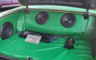 Chevrolet-Camaro-1964-Coupe-2