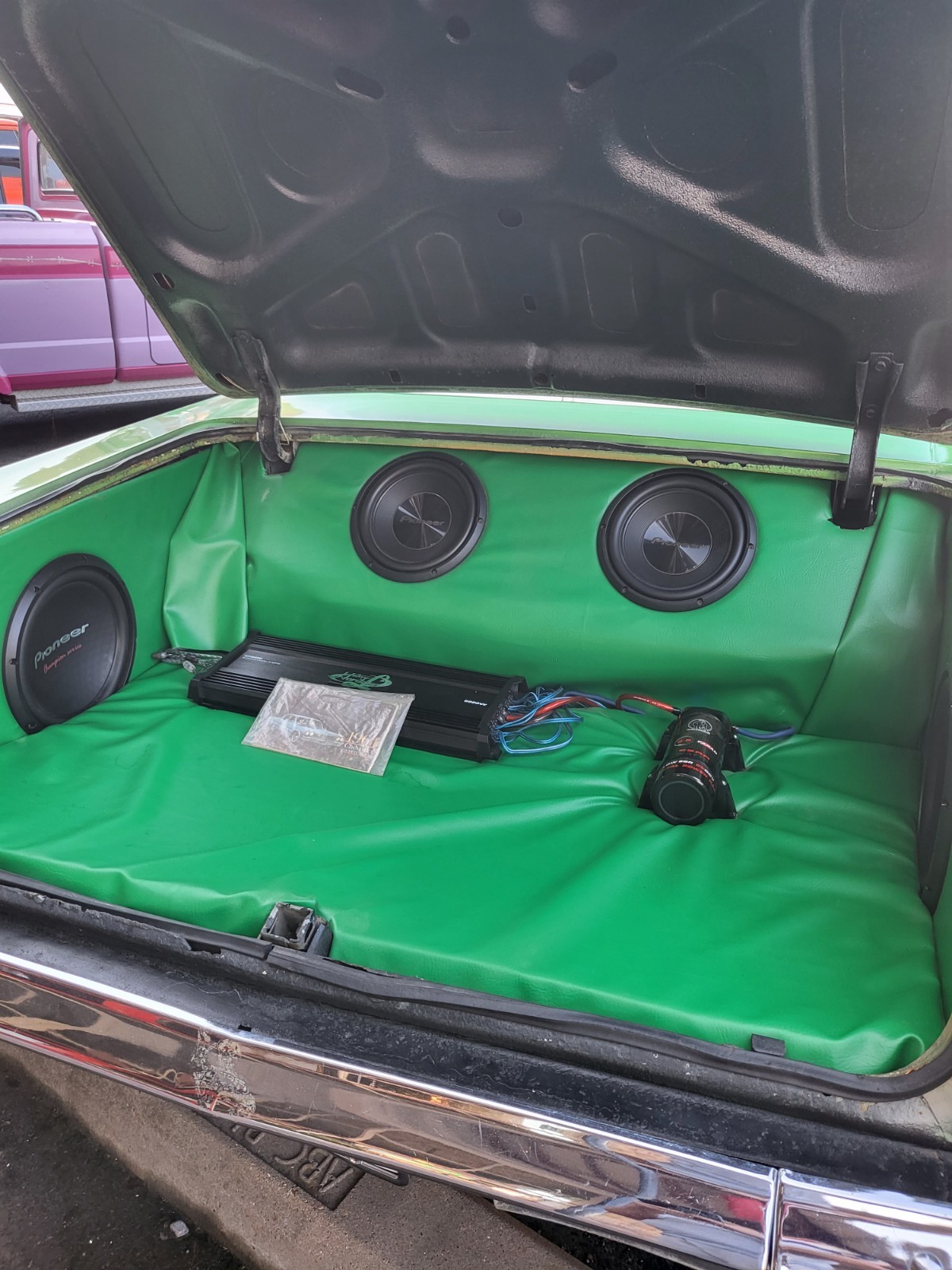 Chevrolet-Camaro-1964-Coupe-2