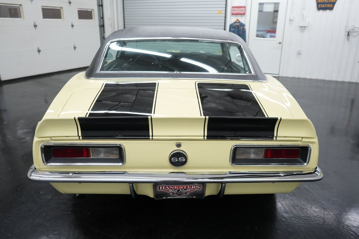 Chevrolet-Camaro-1967-10