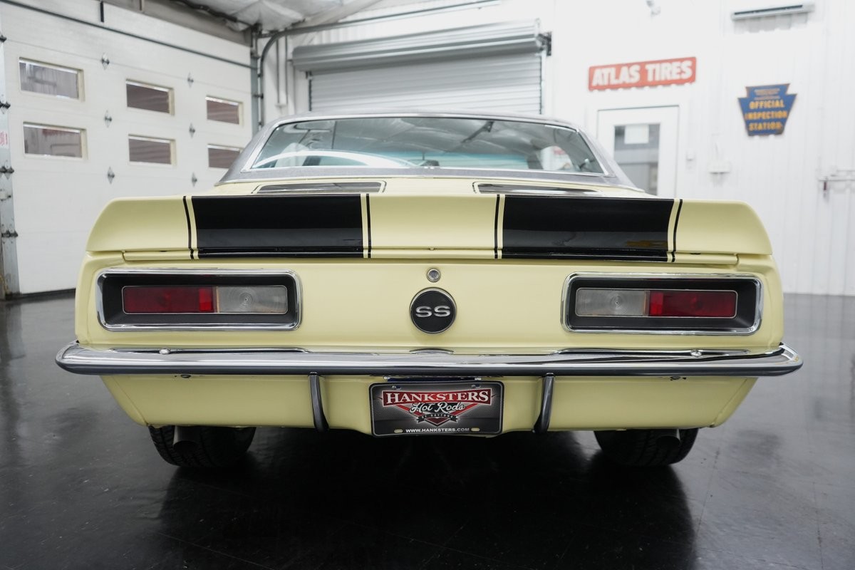 Chevrolet-Camaro-1967-12