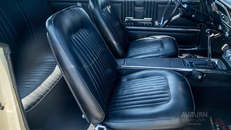 Chevrolet-Camaro-1967-23