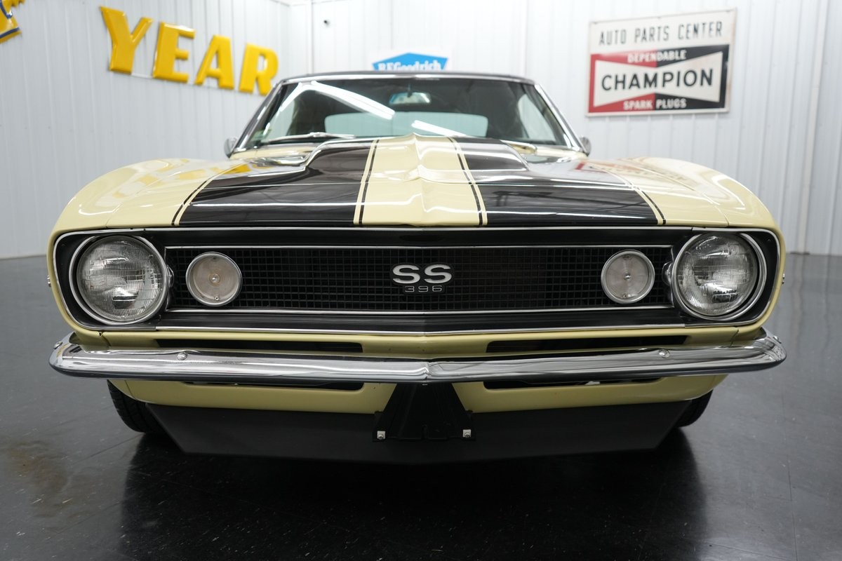 Chevrolet-Camaro-1967-29