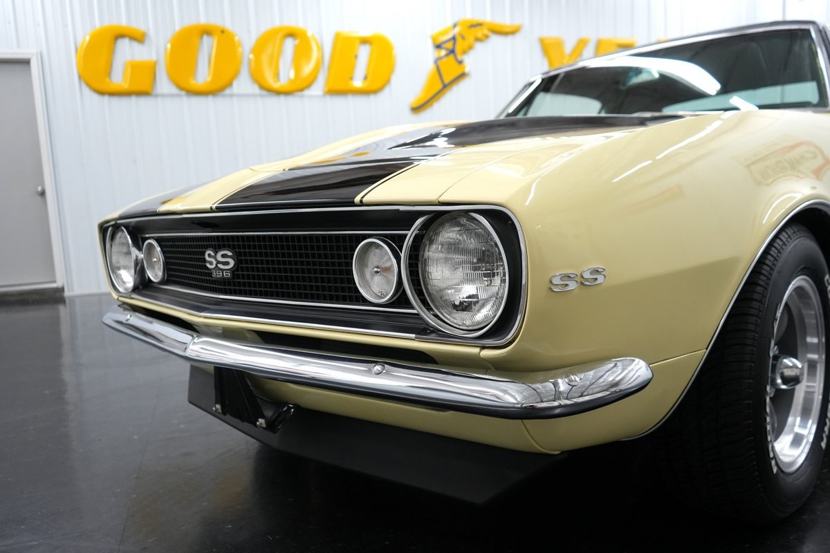 Chevrolet-Camaro-1967-30