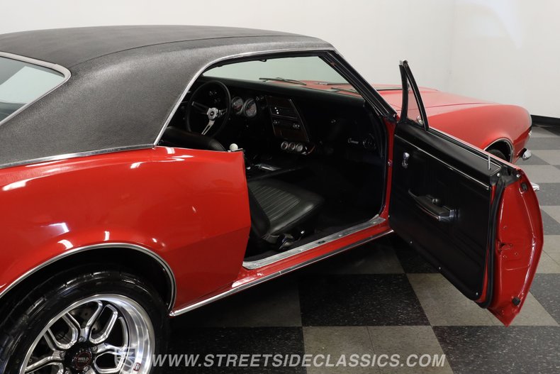 Chevrolet-Camaro-1967-Bolero-Red-Black-14