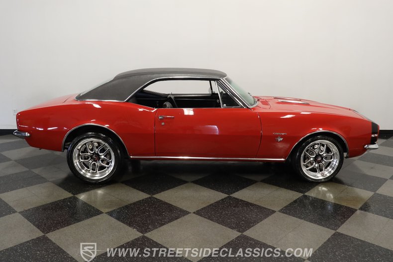 Chevrolet-Camaro-1967-Bolero-Red-Black-20