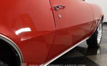 Chevrolet-Camaro-1967-Bolero-Red-Black-28