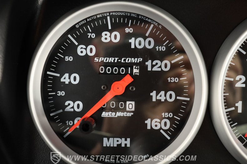 Chevrolet-Camaro-1967-Bolero-Red-Black-38