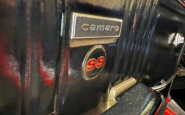 Chevrolet-Camaro-1967-Classic-Car-13