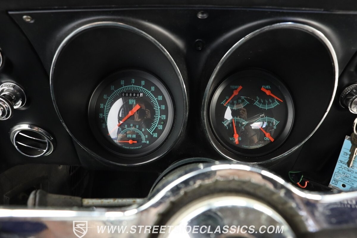 Chevrolet-Camaro-1967-Convertible-36