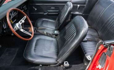 Chevrolet-Camaro-1968-2-Door-10