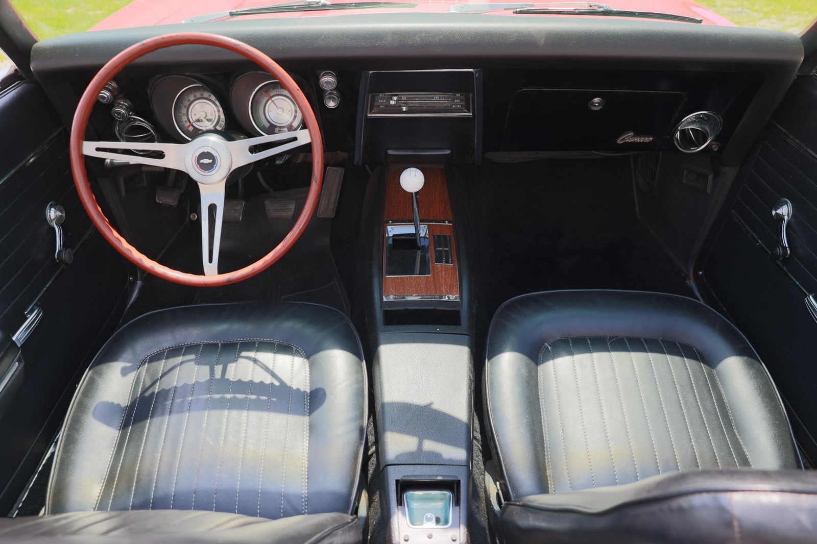 Chevrolet-Camaro-1968-2-Door-19