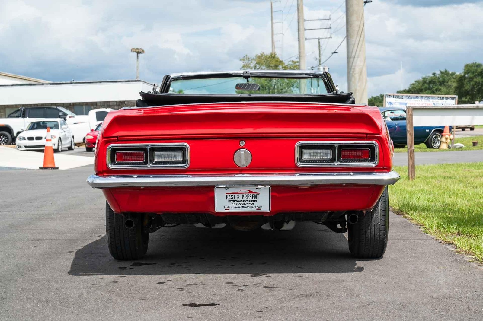 Chevrolet-Camaro-1968-2-Door-4