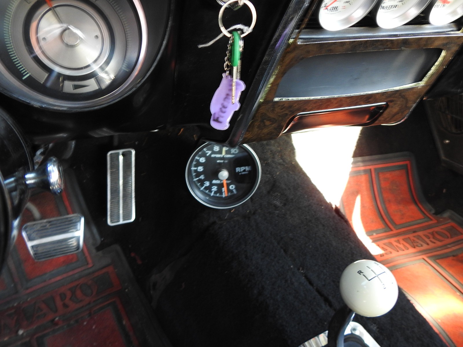 Chevrolet-Camaro-1968-23