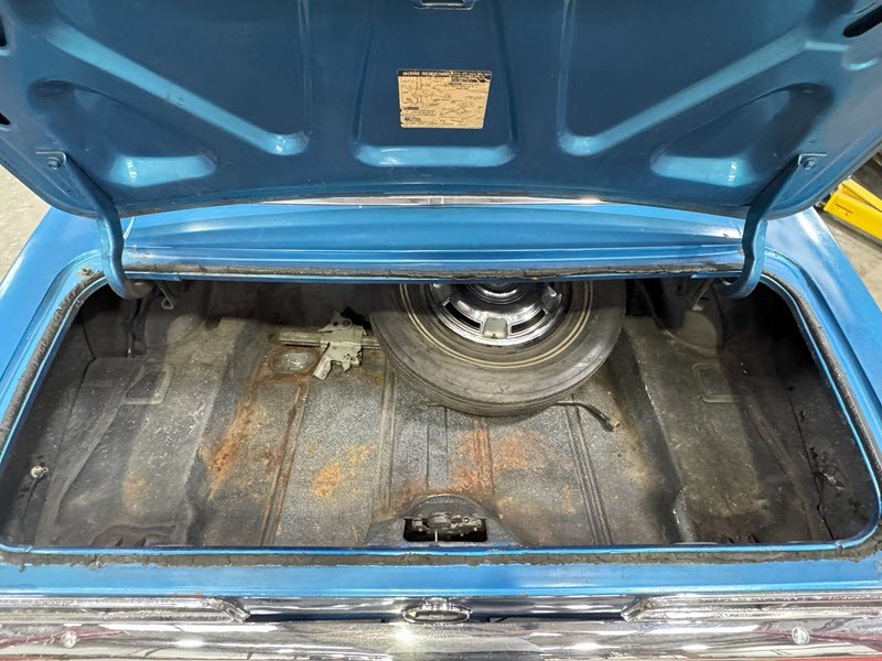 Chevrolet-Camaro-1968-24