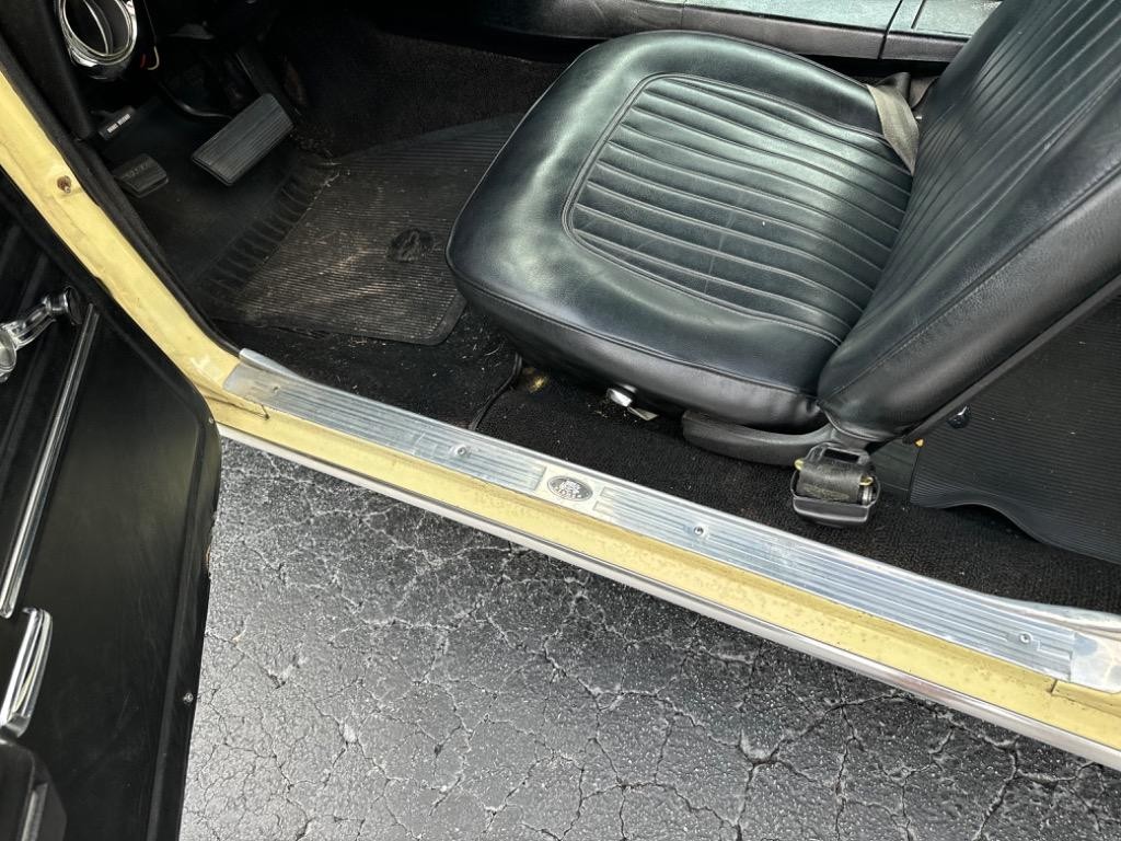 Chevrolet-Camaro-1968-25