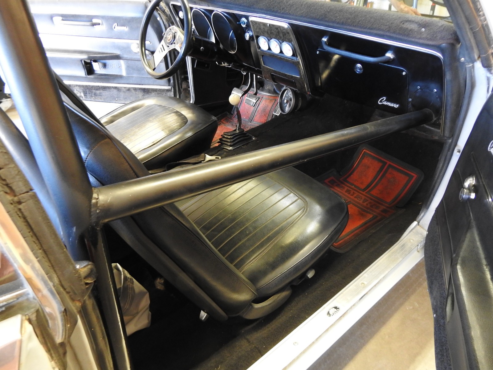 Chevrolet-Camaro-1968-26