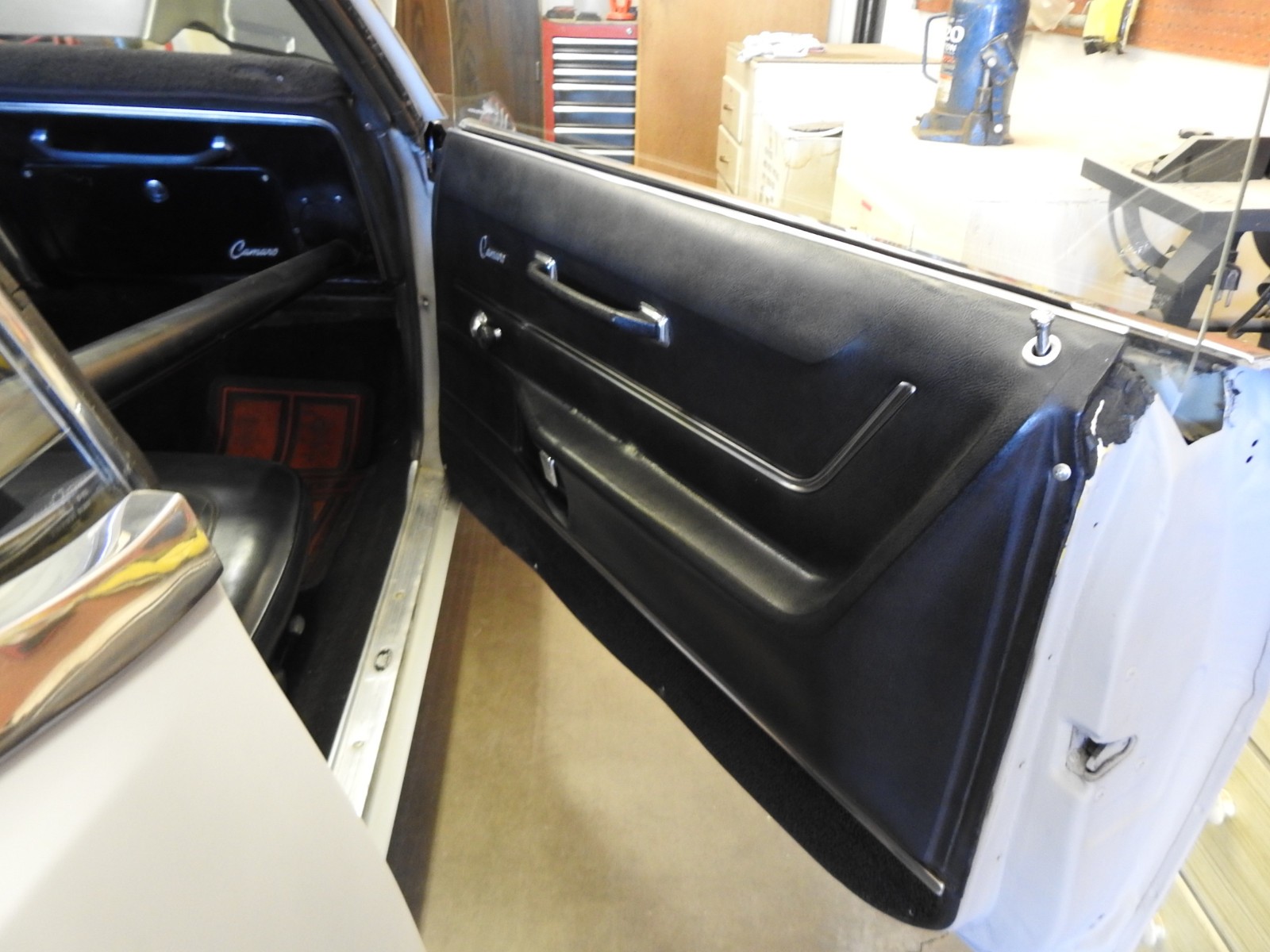 Chevrolet-Camaro-1968-29