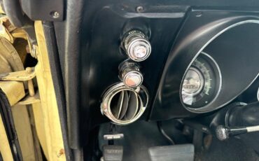 Chevrolet-Camaro-1968-38