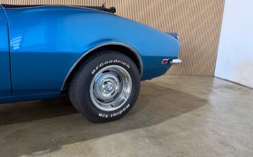 Chevrolet-Camaro-1968-Classic-Car-13