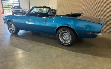 Chevrolet-Camaro-1968-Classic-Car-3