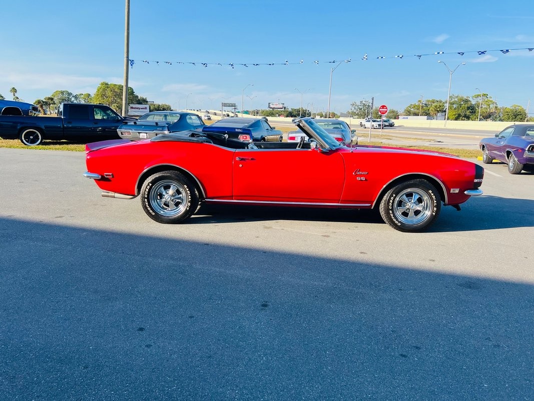 Chevrolet-Camaro-1968-Convertible-1