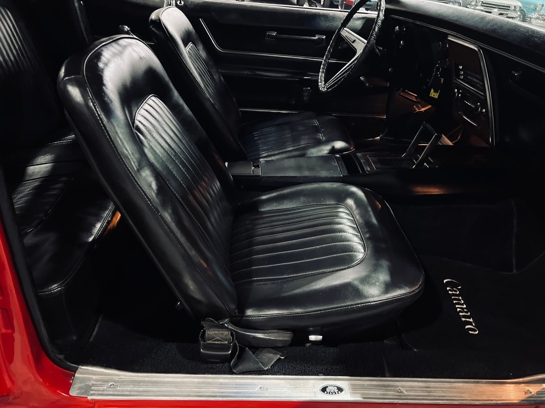 Chevrolet-Camaro-1968-Convertible-10