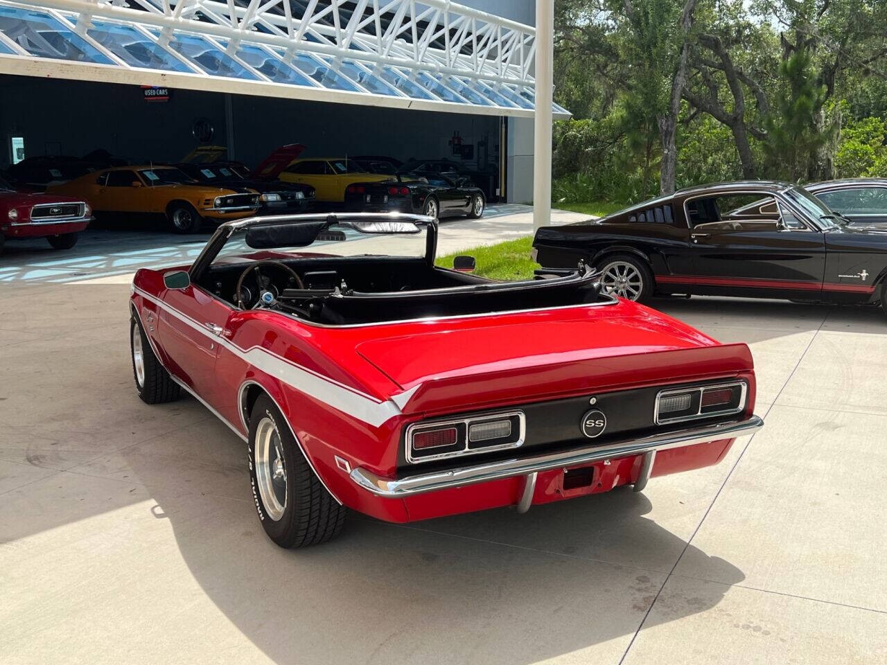 Chevrolet-Camaro-1968-Convertible-13