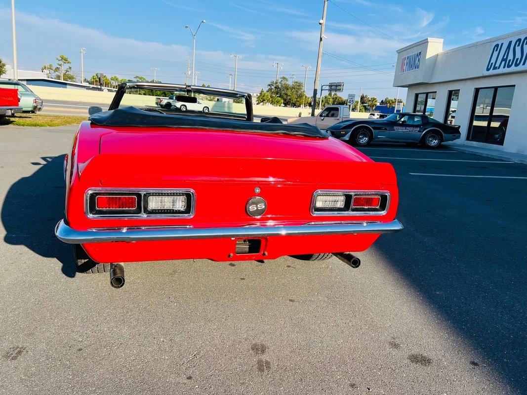 Chevrolet-Camaro-1968-Convertible-4