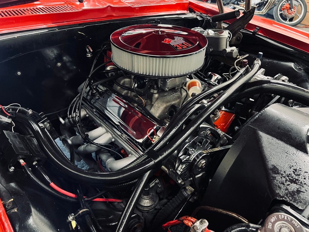 Chevrolet-Camaro-1968-Coupe-10