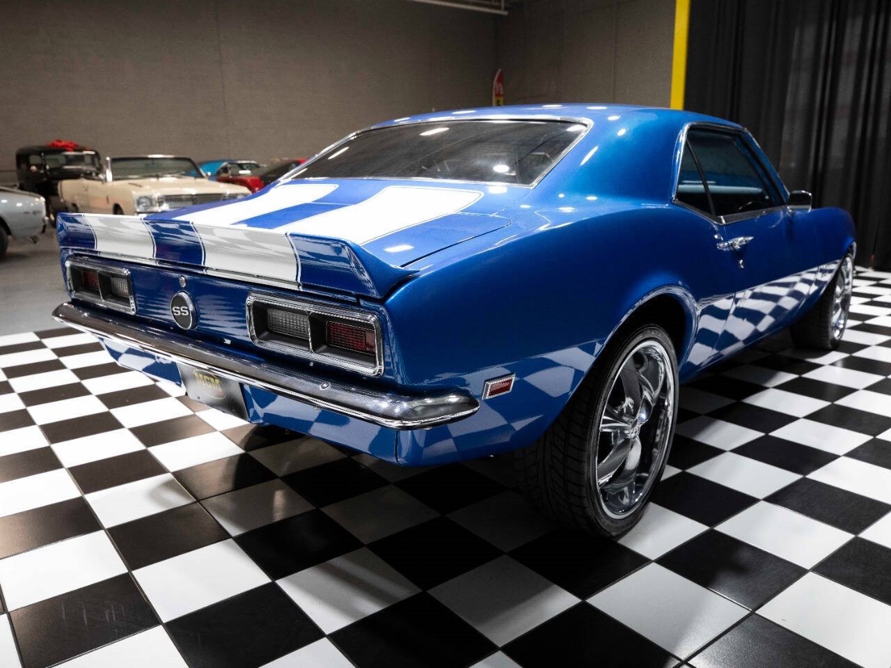 Chevrolet-Camaro-1968-Coupe-17