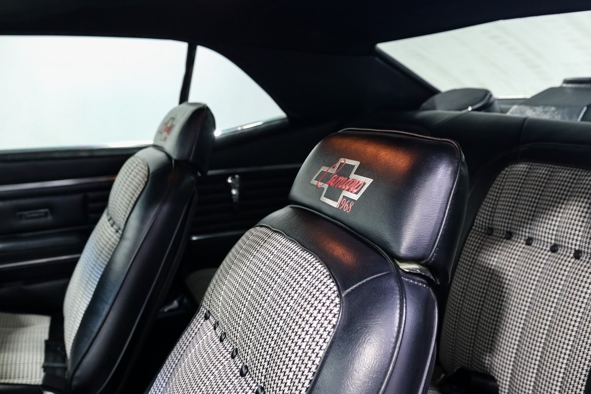 Chevrolet-Camaro-1968-Coupe-19