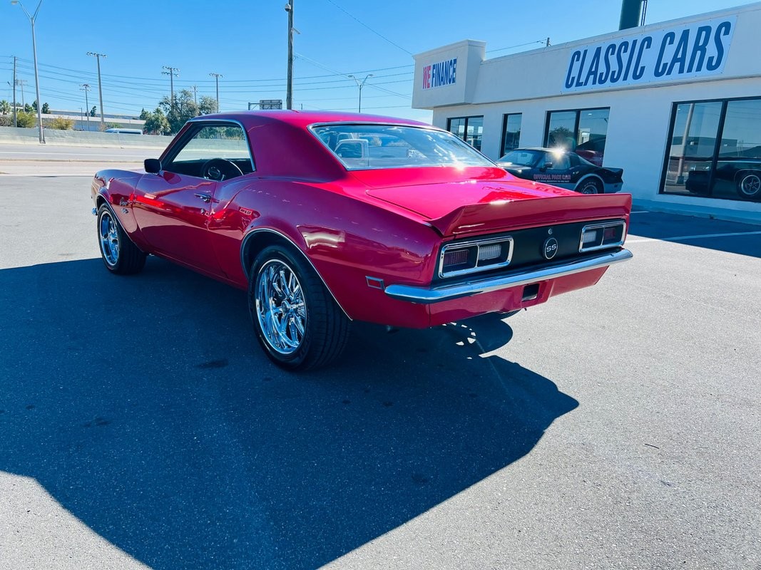 Chevrolet-Camaro-1968-Coupe-2