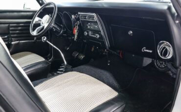 Chevrolet-Camaro-1968-Coupe-22