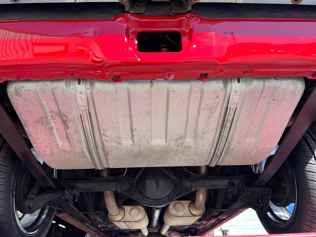 Chevrolet-Camaro-1968-Coupe-25