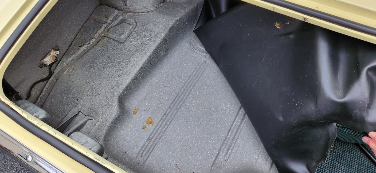 Chevrolet-Camaro-1968-Coupe-28