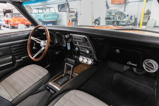 Chevrolet-Camaro-1968-Coupe-3